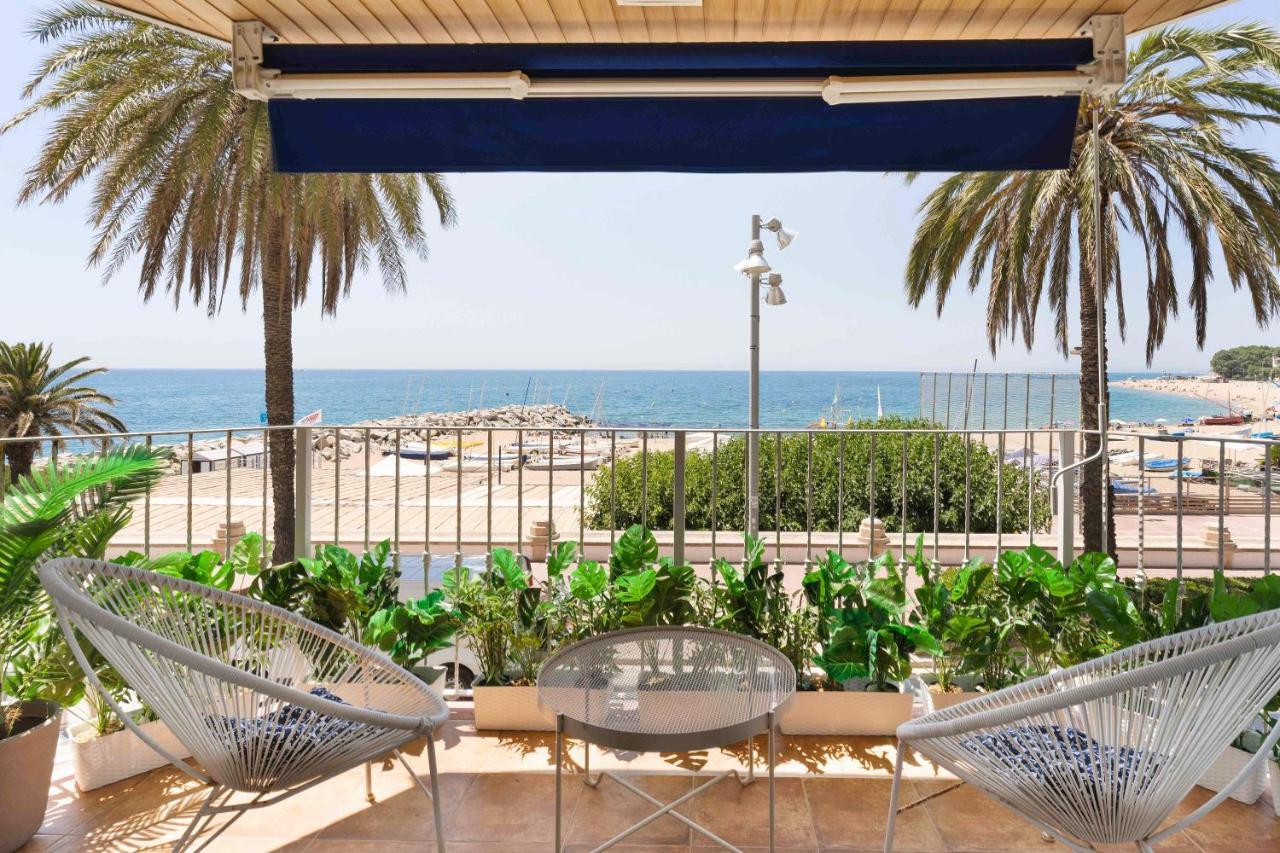 Apartamento Primera Linea De Mar Con Espectaculares Vistas Lägenhet Sant Pol De Mar Exteriör bild